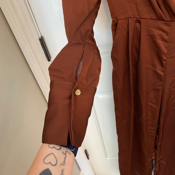 Line and Dot Giselle Jumpsuit Cinnamon Brown silky long sleeve 33603 - Picture 8 of 15